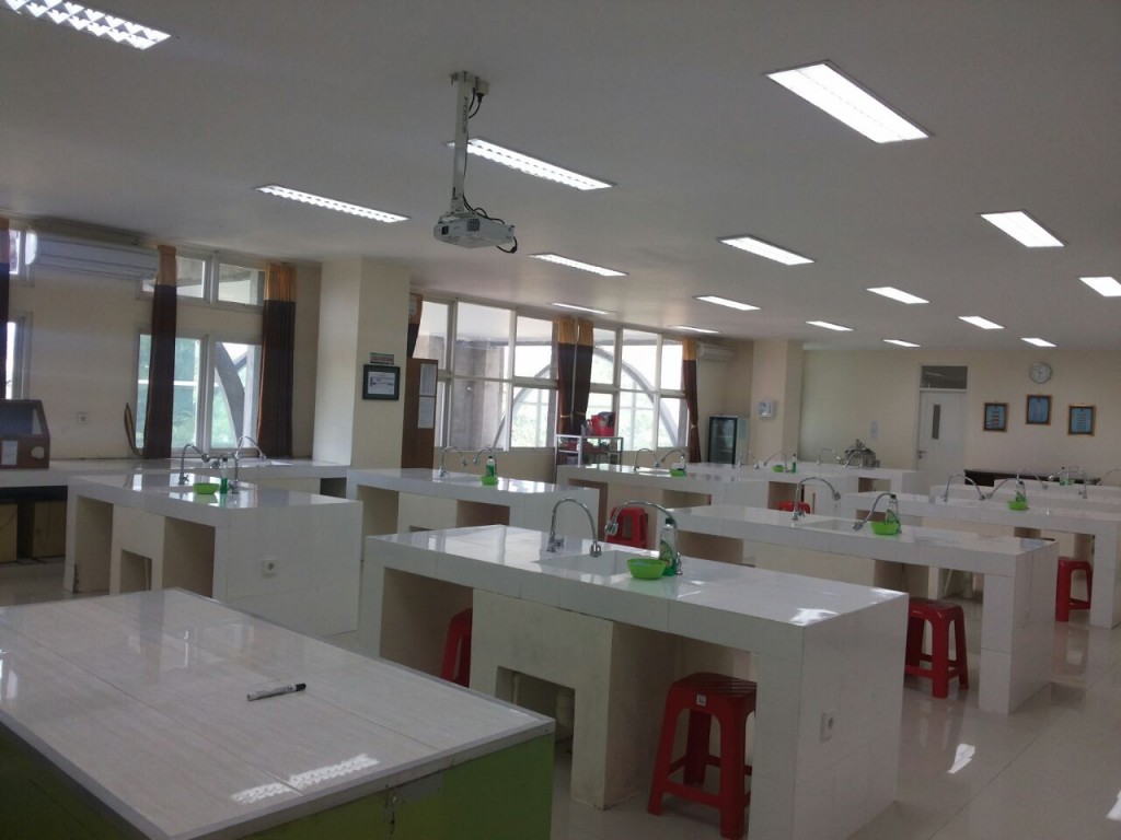 Laboratorium Mikrobiologi Pangan