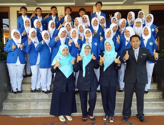 Table Manner Course D3 Gizi Universitas Muhammadiyah Semarang di Patra Jasa Convention Hotel