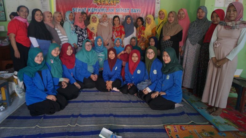 Mahasiswa Gizi UNIMUS melaksanakan program PKM pengabdian pada ibu hamil di desa Bumirejo, Demak