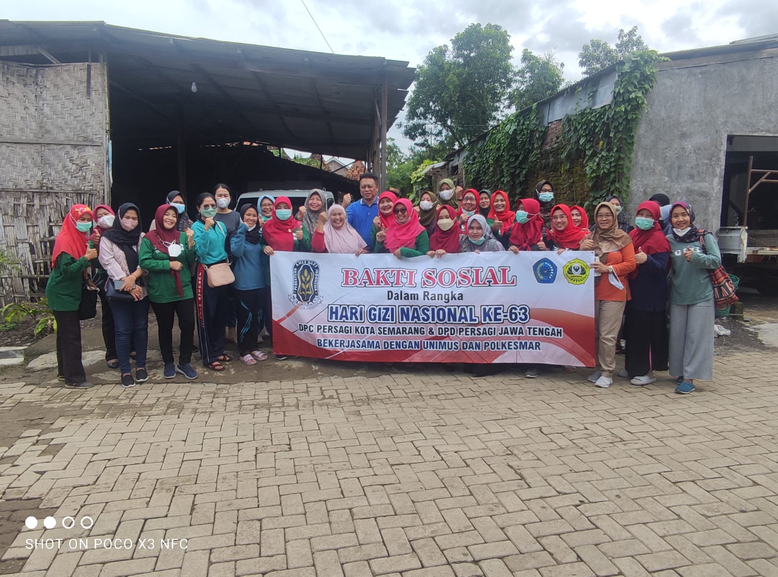 Gizi Unimus Peduli Bencana Banjir Semarang