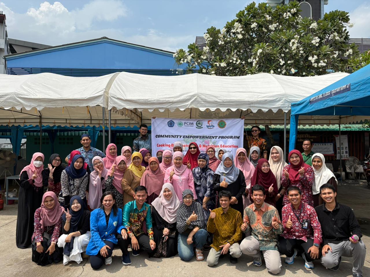 Gizi Unimus Adakan Pemberdayaan Masyarakat dan Edukasi Gizi di Thailand