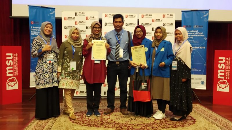 Mahasiswa dan Dosen Gizi Unimus Raih Best Research Award di International Cenference of  Food Science and Nutrition  – Malaysia